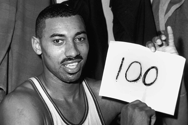 wilt-chamberlain-melhores-jogadores-de-basquete