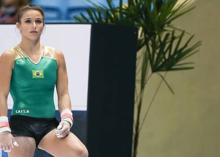 Rio-2016-atletas-brasileiras-mais-bonitas-das-olimpiadas-jade-barbosa-ginastica-artistica-gatas