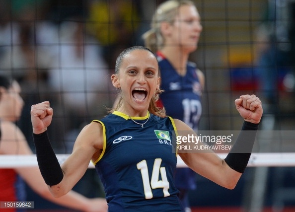 fabi-oliveira-jogadoras-de-volei-que-ja-fizeram-historia-na-selecao-brasileira