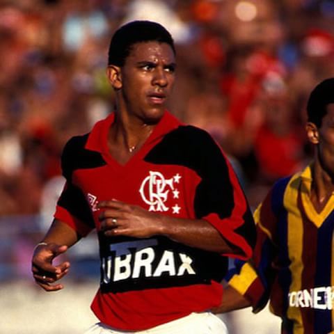 Craque do jogo, Bruno Henrique faz três gols pelo Flamengo, ganha bola e  pede música de Ferrugem, flamengo