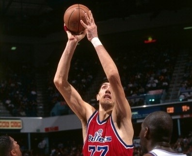 Gheorghe-muresan-os-jogadores-mais-altos-da-historia-da-nba