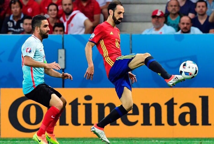 Juanfran-atletico-de-madrid-jogadores-com-pouca-midia-mas-com-muito-futebol-na-europa