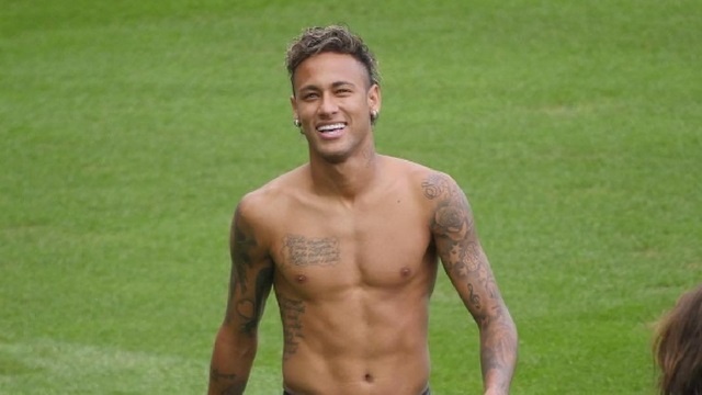 Do 'S. Litoral' ao PSG: confira a evolução de Neymar em 'FIFA' e 'PES' -  ESPN