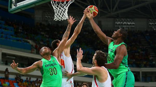 Rio-2016-torcida-basquete-brasileiro-vitoria-1.jpg