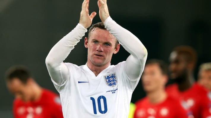 Rooney-aplaude-inglaterra.jpg