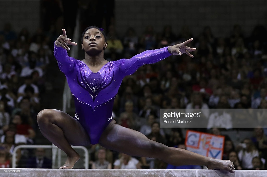 Simone-Biles-Top-10-atletas-que-merecem-atencao-nas-olimpiadas-rio-2016-eua
