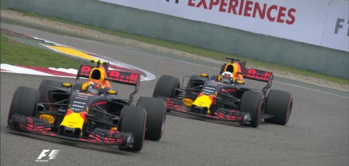 Verstappen-vs-Ricciardo-f1.jpg