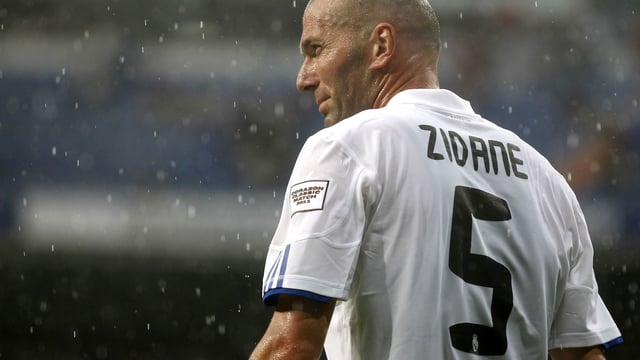 Zidane_j.jpg