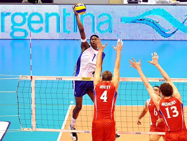 leon-FIVB-entenda-por-que-o-volei-feminino-e-mais-popular-do-que-o-masculino