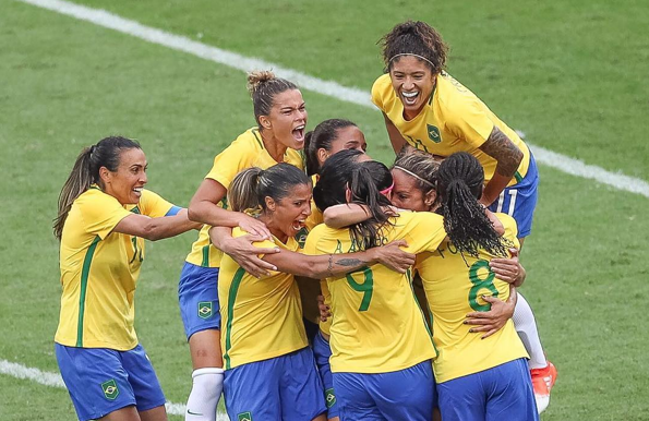 o-brasil-e-o-orgulho-do-futebol-feminino-nos-jogos-rio-2016-marta