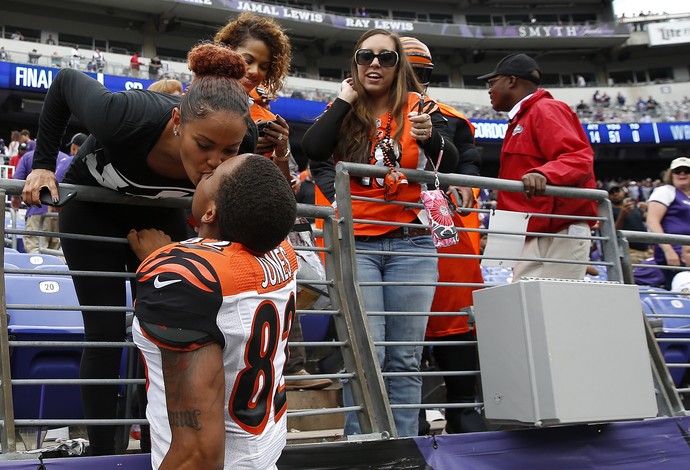 mulheres-nfl-futebol-americano-esporte-estadio.jpg