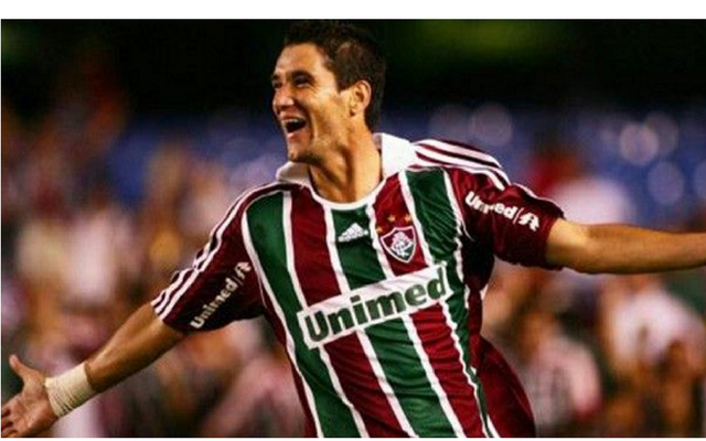 veja-como-ficaria-o-melhor-time-do-fluminense-thiago