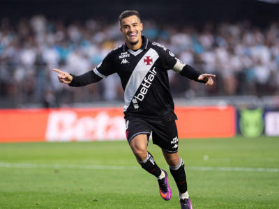 vasco-goleia-santos